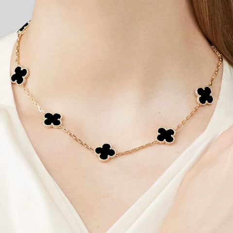 CLOVER NECKLACE